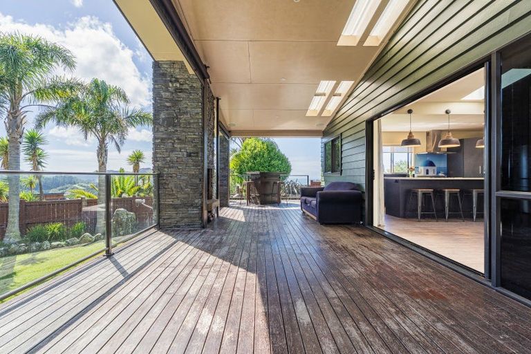 Photo of property in 4 Tarapatiki Drive, Whitianga, 3510