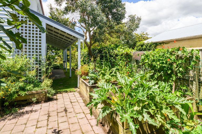 Photo of property in 518 Ruahine Street, Hokowhitu, Palmerston North, 4410