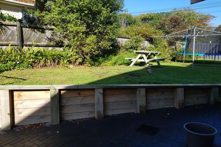 Photo of property in 4/41a Tramway Road, Beach Haven, Auckland, 0626