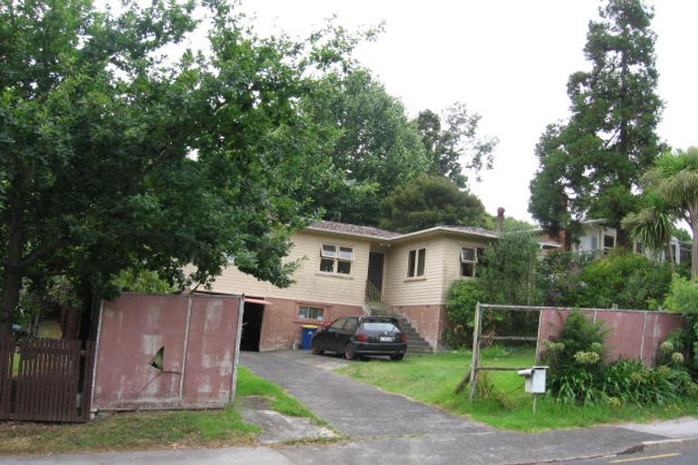 Photo of property in 56 Saffron Street, Birkdale, Auckland, 0626