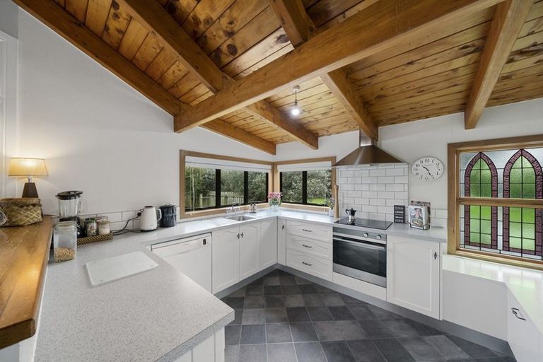 Photo of property in 8a Carthew Street, Okato, 4335