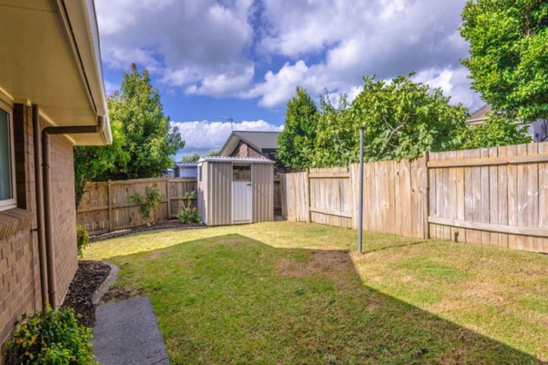 Photo of property in 1/16 Fieldstone Court, Northpark, Auckland, 2013