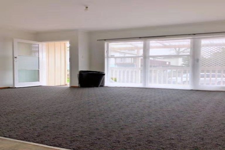 Photo of property in 39d Tomo Street, New Lynn, Auckland, 0600