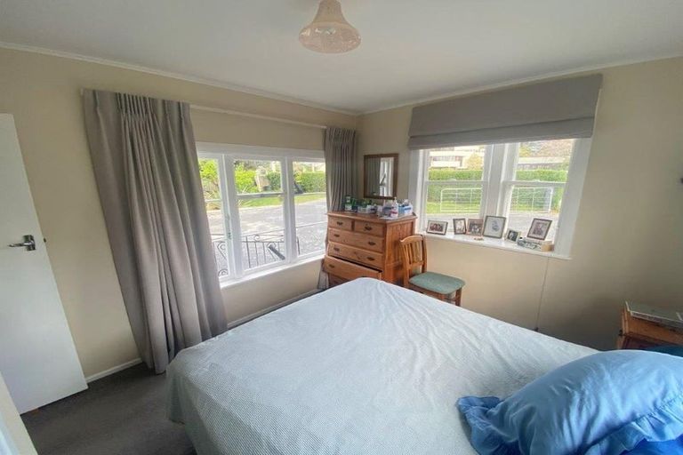 Photo of property in 13 Bell Street, Otaki, 5512