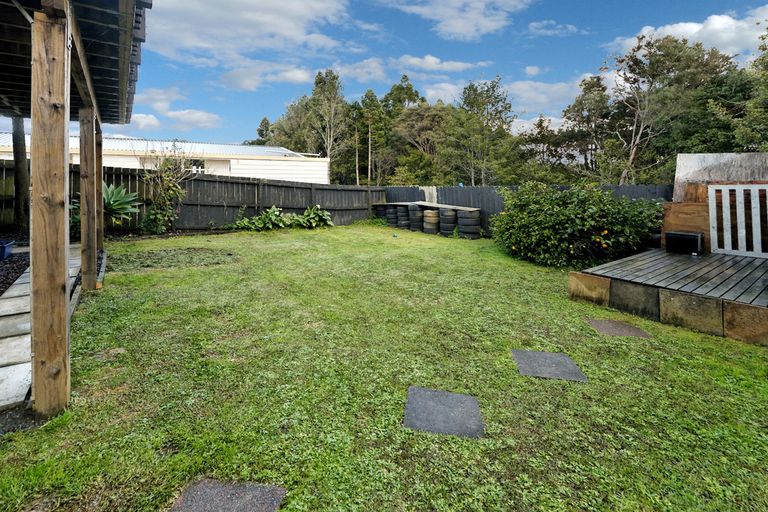 Photo of property in 218 Glengarry Road, Glen Eden, Auckland, 0602