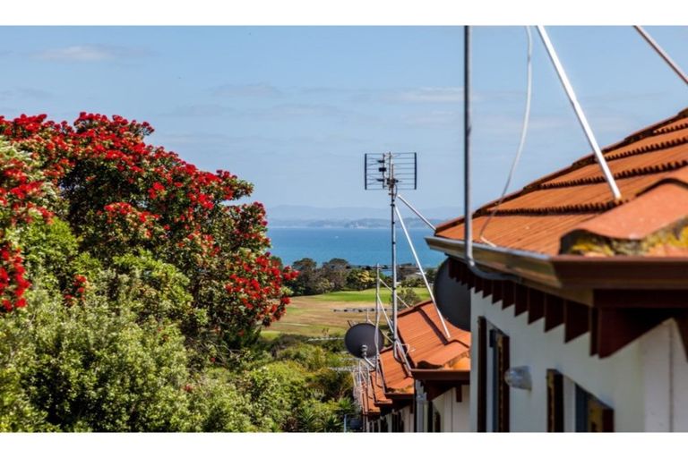 Photo of property in 77 Alverna View, Gulf Harbour, Whangaparaoa, 0930