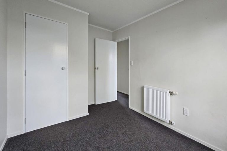 Photo of property in 2/802 Victoria Street, Parkvale, Hastings, 4122