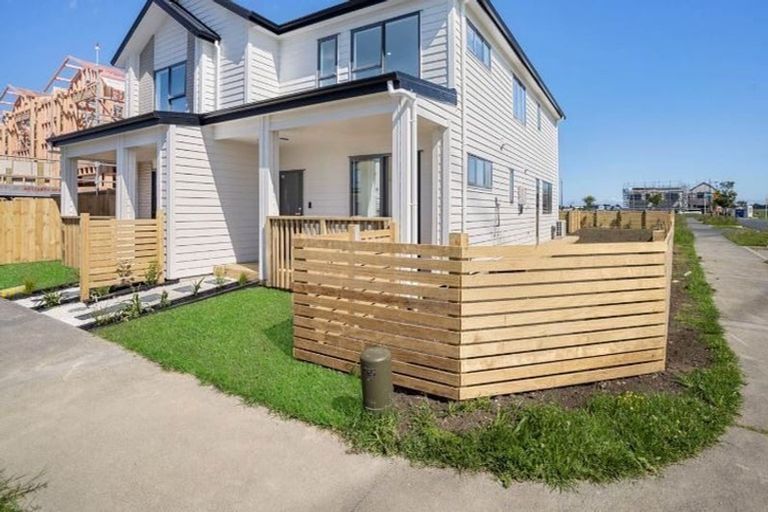 Photo of property in 19 Peara Lane, Karaka, Papakura, 2113