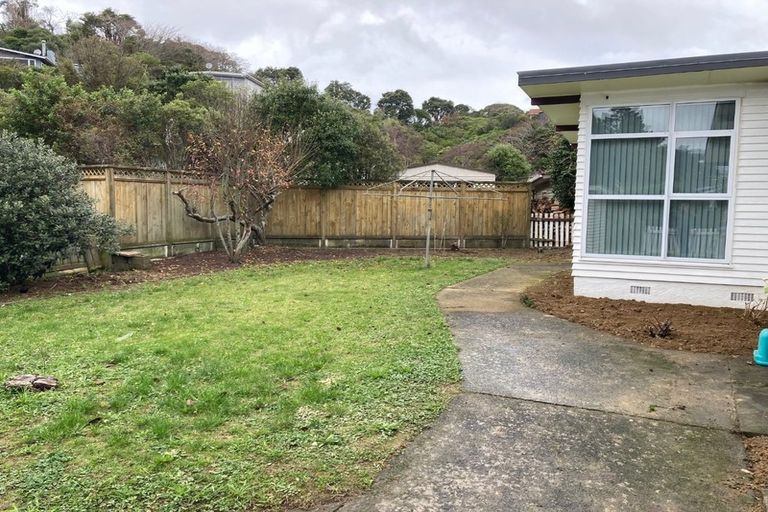 Photo of property in 108 Middleton Road, Churton Park, Wellington, 6037