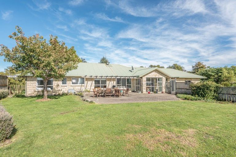 Photo of property in 16 Tokomaru Road West, Brunswick, Whanganui, 4571