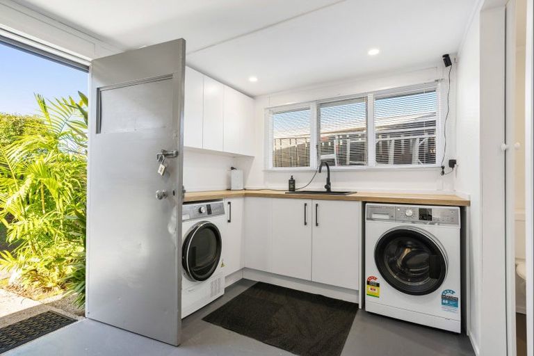 Photo of property in 203 Tui Road, Whangamata, 3620