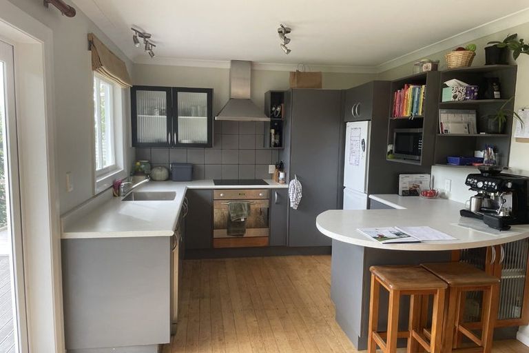 Photo of property in 1 Jarvis Place, Taradale, Napier, 4112