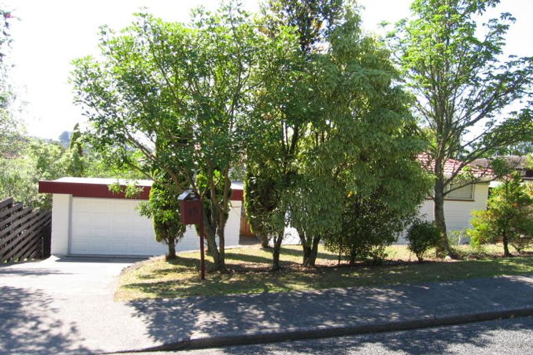 Photo of property in 15 Lingham Crescent, Torbay, Auckland, 0630