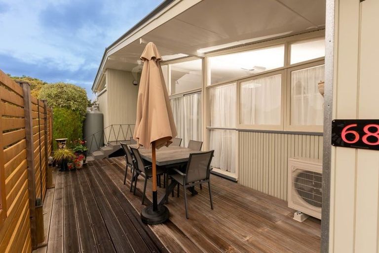 Photo of property in 68 Muir Avenue, Mangere Bridge, Auckland, 2022