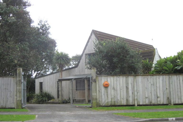 Photo of property in 14 Russell Drive, Oakura, 4314