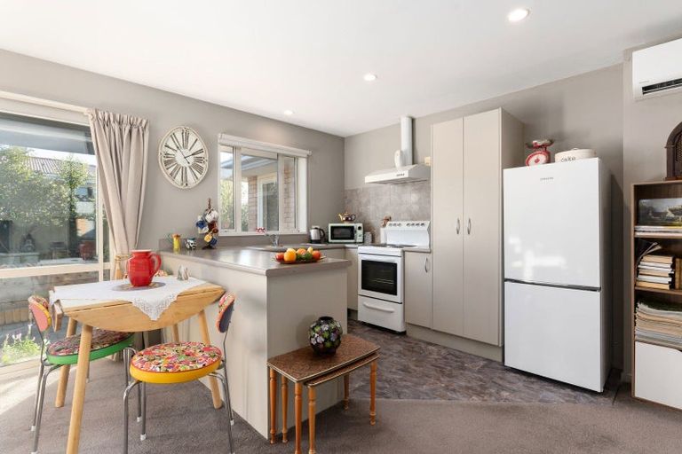 Photo of property in 9/446 Ferry Road, Woolston, Christchurch, 8023