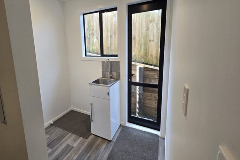 Photo of property in 30c Russell Road, Manurewa, Auckland, 2102