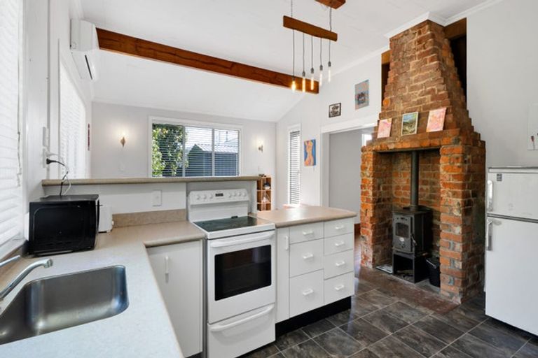 Photo of property in 25 Portia Street, Stratford, 4332