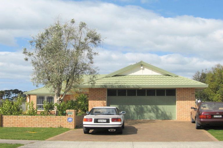 Photo of property in 14 Montego Drive, Papamoa Beach, Papamoa, 3118