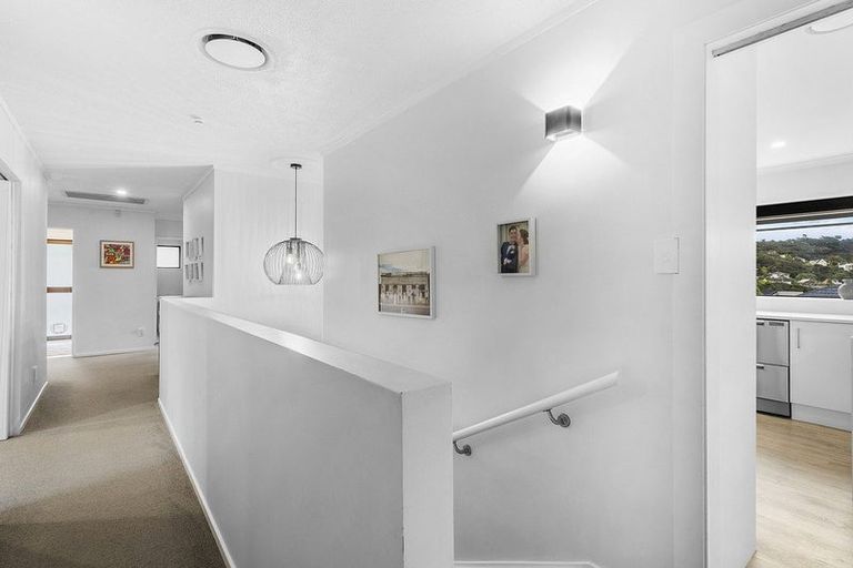 Photo of property in 11 Eclipse Lane, Whitby, Porirua, 5024