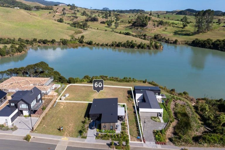 Photo of property in 60 Omahina Street, Raglan, 3225