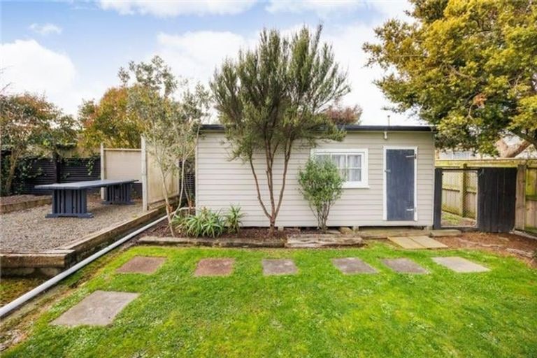 Photo of property in 63 Anakiwa Street, Kelvin Grove, Palmerston North, 4414