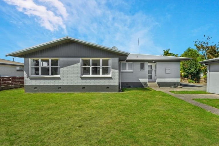 Photo of property in 11 Hendon Road, Fairview Downs, Hamilton, 3214