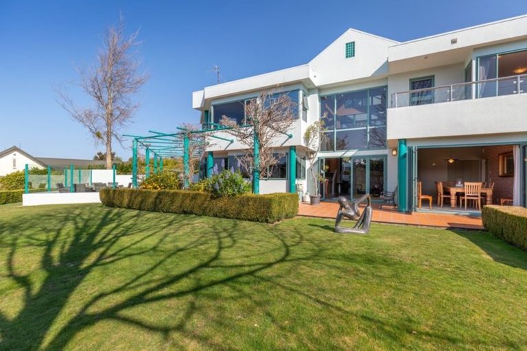 Photo of property in 15 Van Beek Place, Ruby Bay, Mapua, 7005