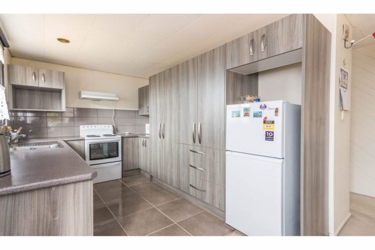 Photo of property in 1 Ireland Place, Ranui, Auckland, 0612