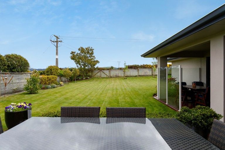 Photo of property in 6 Carpentras Way, Nukuhau, Taupo, 3330