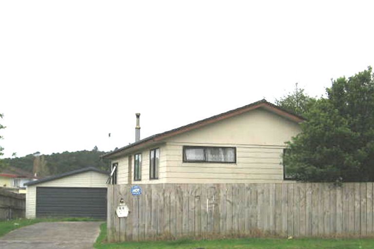 Photo of property in 60 Arodella Crescent, Ranui, Auckland, 0612
