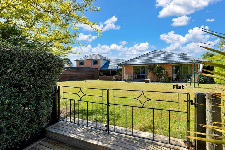 Photo of property in 66 Queens Avenue, Waikuku Beach, 7402