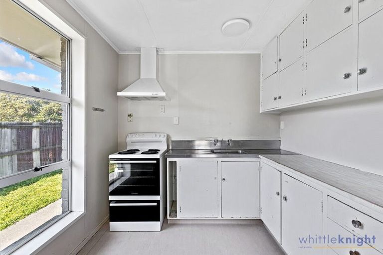 Photo of property in 2/15a Genista Place, Parklands, Christchurch, 8083