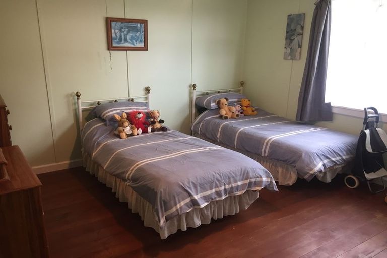 Photo of property in 15 Manse Street, Waimate, 7924