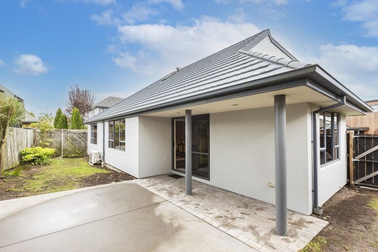Photo of property in 71a Wairakei Road, Bryndwr, Christchurch, 8052
