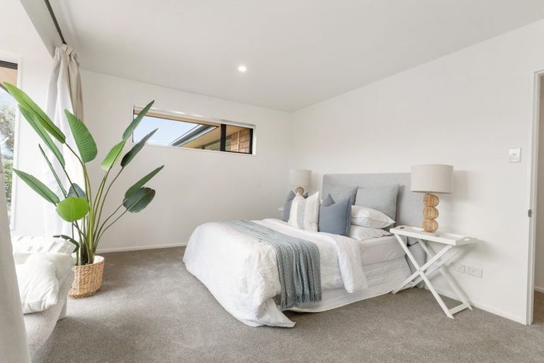 Photo of property in 18 Mollymawk Place, Woolston, Christchurch, 8023