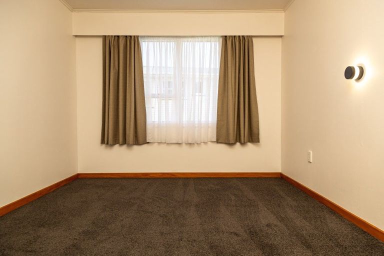 Photo of property in 16 Mayne Street, Waitara, 4320