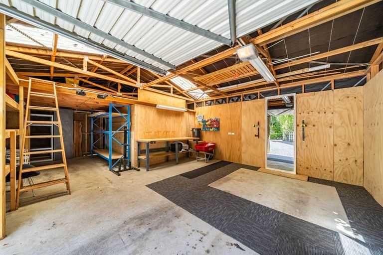 Photo of property in 23 Crest Road, Akatarawa, Upper Hutt, 5372