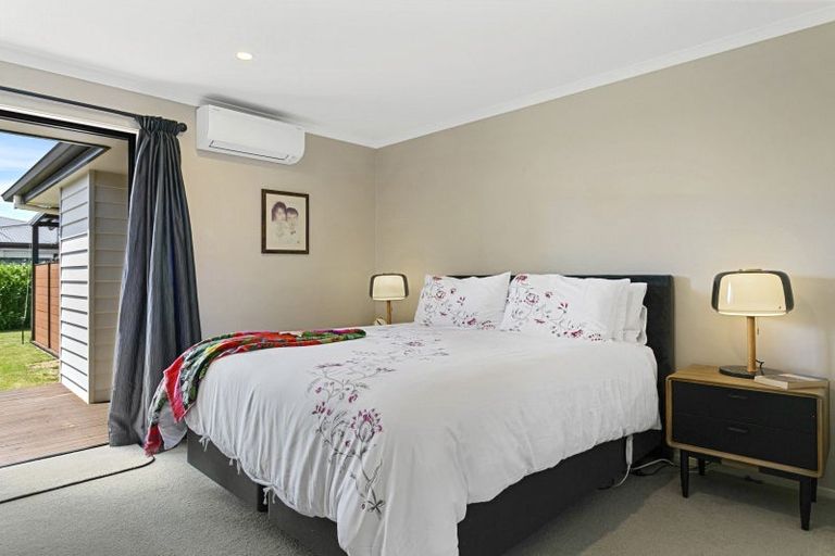 Photo of property in 28 Huka Heights Drive, Rangatira Park, Taupo, 3330