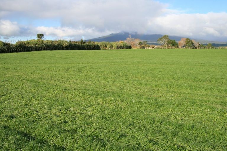 Photo of property in 192 Dover Road, Okato, New Plymouth, 4374