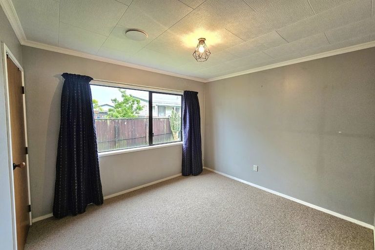 Photo of property in 23 Humphries Street, Inglewood, 4330
