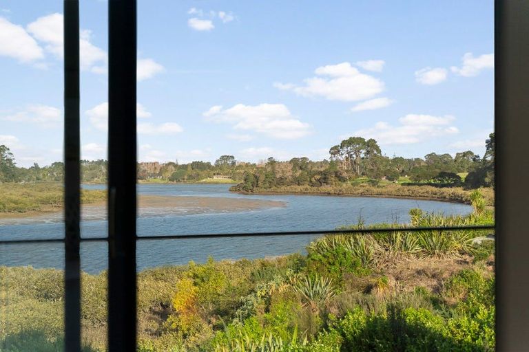 Photo of property in 88 Riverhead Point Drive, Riverhead, 0820