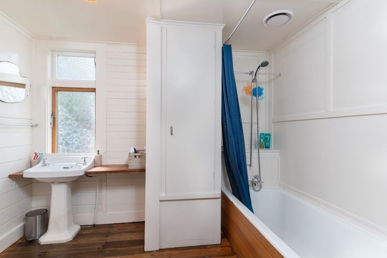 Photo of property in 18 Dalefield Road, Carterton, 5713