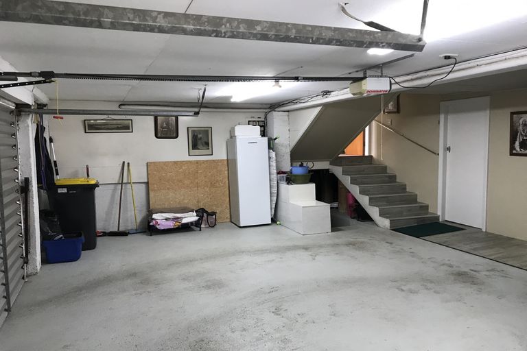 Photo of property in 5 Kinmont Crescent, Kinmont Park, Mosgiel, 9024