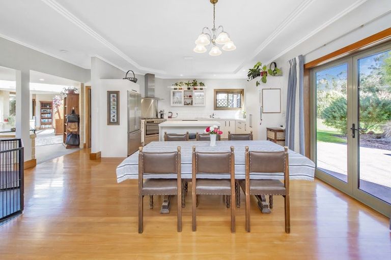 Photo of property in 14 Bealey Road, Leeston, 7683