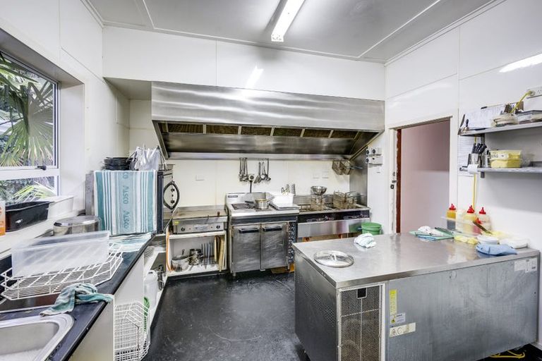 Photo of property in 340 Meeanee Road, Meeanee, Napier, 4112