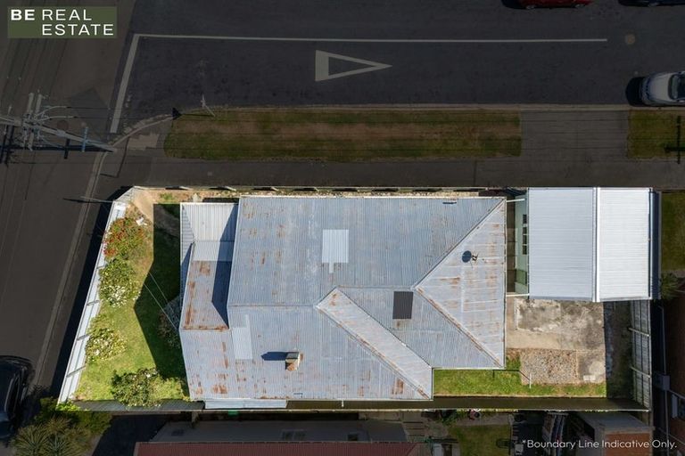 Photo of property in 108 Victoria Road, Saint Kilda, Dunedin, 9012