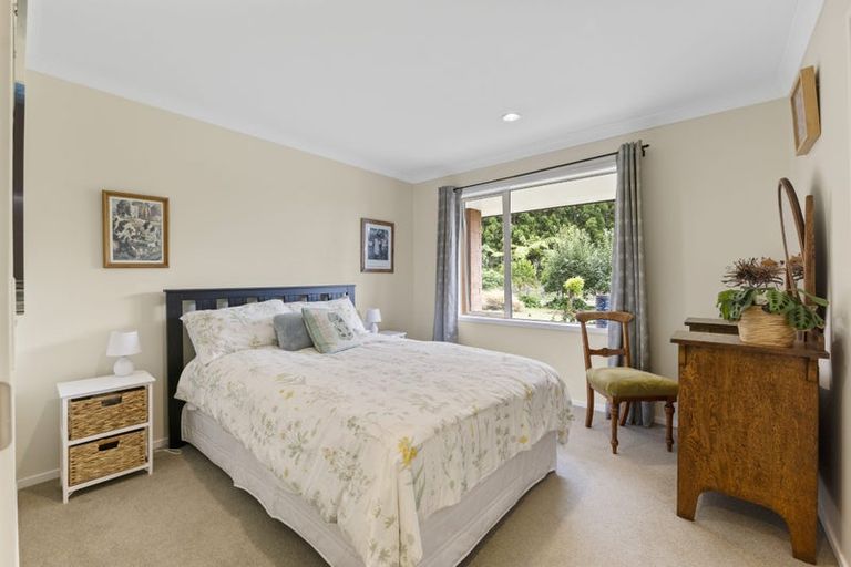 Photo of property in 1096 Egmont Road, Egmont Village, New Plymouth, 4372