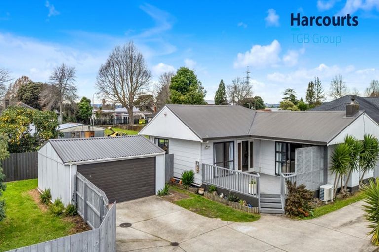 Photo of property in 67 Manuroa Road, Takanini, 2112