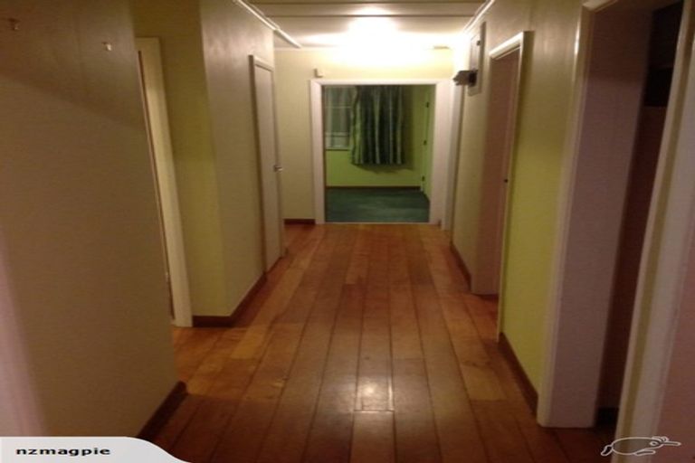 Photo of property in 9 Colonel Place, Featherston, 5710